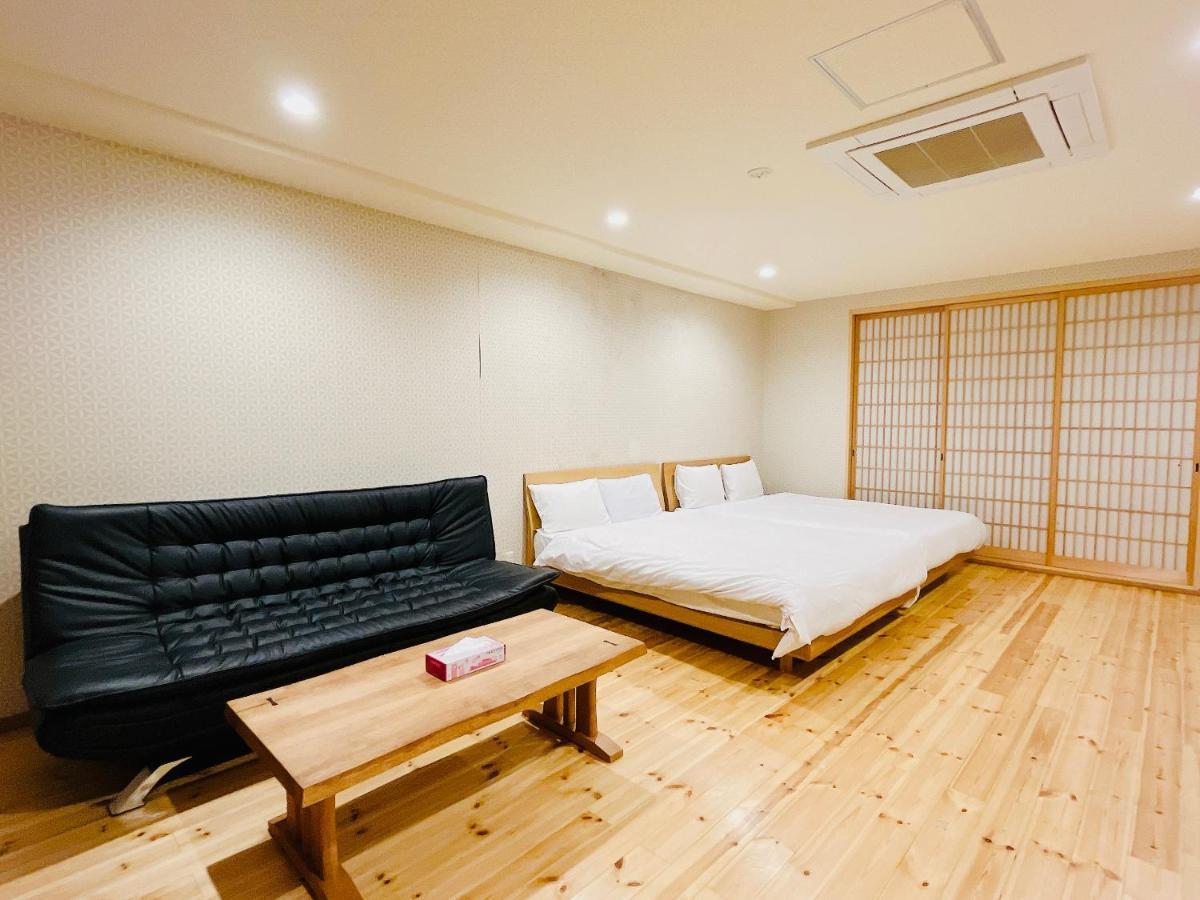 Shimanouchi Luxury Apartment 오사카 외부 사진